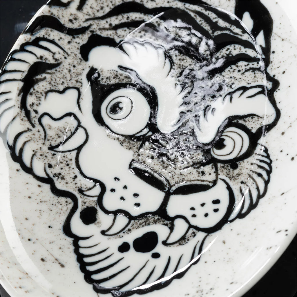 Chinese Tiger Porcelain Jewelry Tray - Black